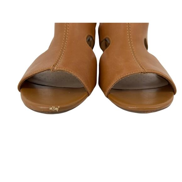 Clarks Womens Deva Heidi Tan Leather Ankle Strap Heels Size 8.5 M - Picture 4 of 9